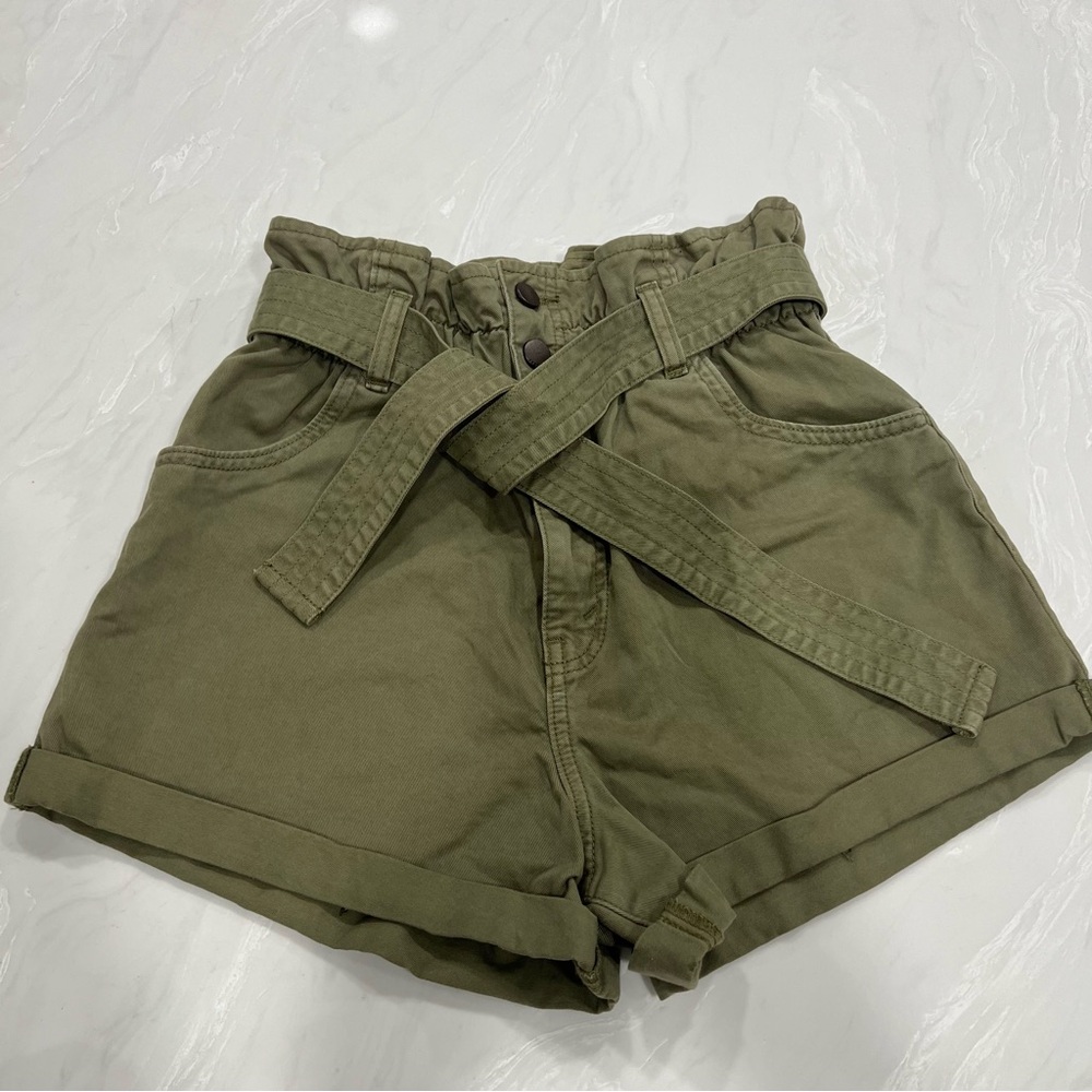 Abercrombie & Fitch High Waist Olive Green Shorts Women’s Size S Earthy Summer
